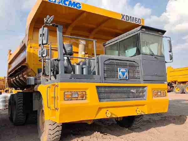 徐工XDM80寬體車