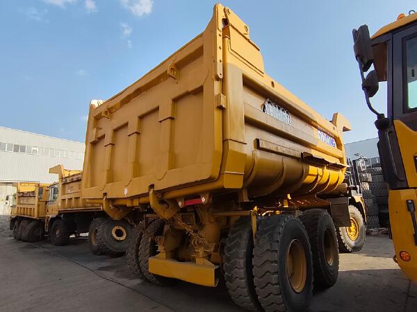 徐工XDM80寬體車