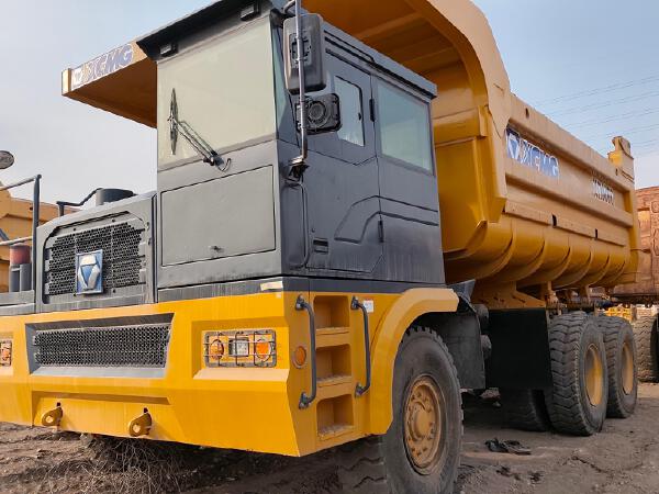 徐工XDM80寬體車