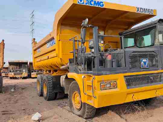 徐工XDM80寬體車