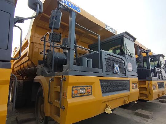 徐工XDM80寬體車