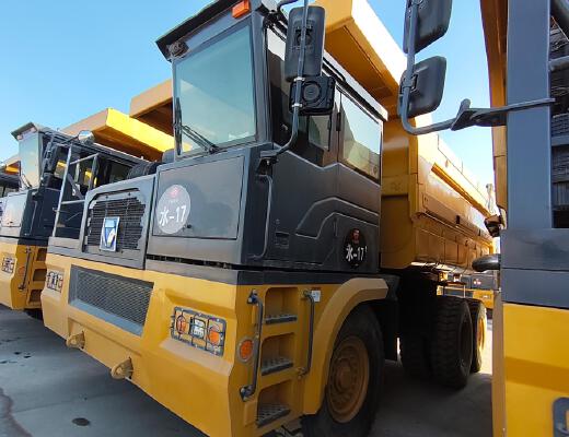 徐工XDM80宽体车