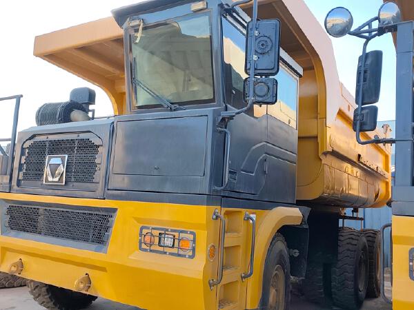 徐工XDM80寬體車