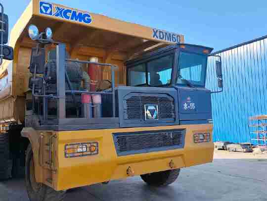 徐工XDM80寬體車