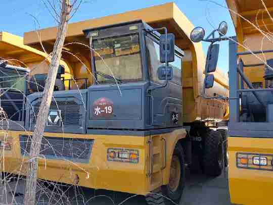 徐工XDM80寬體車