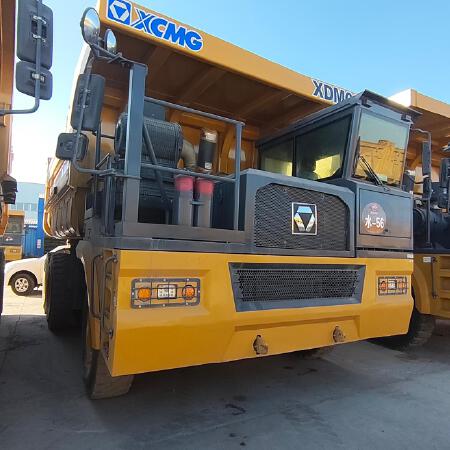 徐工XDM80宽体车