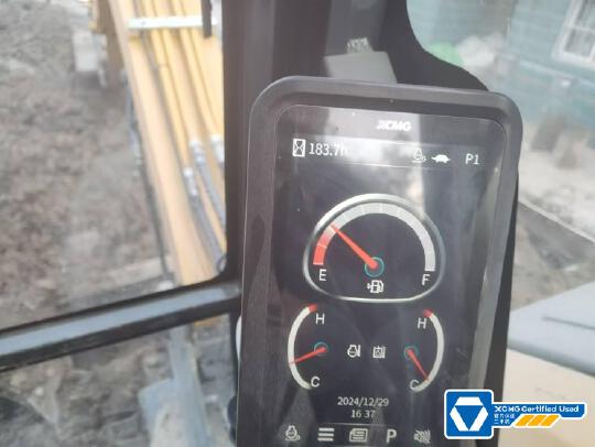 徐工XE60G履帶式挖掘機