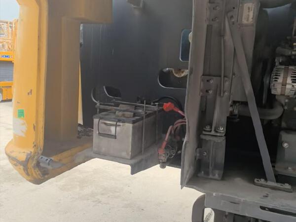 徐工GTBZ22S直臂式高空作業(yè)平臺