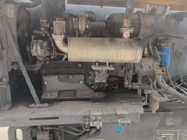 徐工GTBZ22S直臂式高空作業(yè)平臺