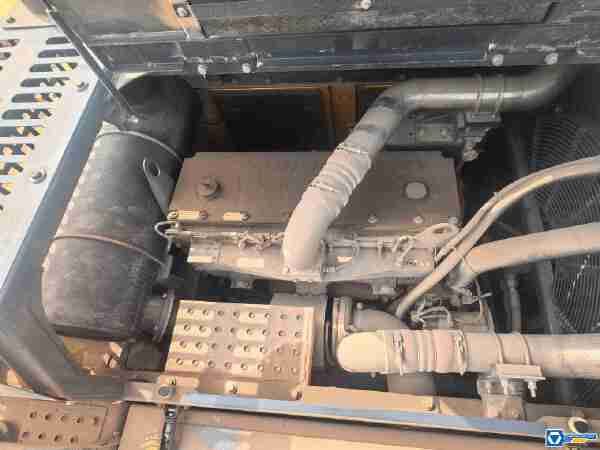 徐工XE490DK履帶式挖掘機(jī)