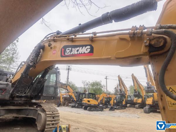 徐工XE650GK履带式挖掘机