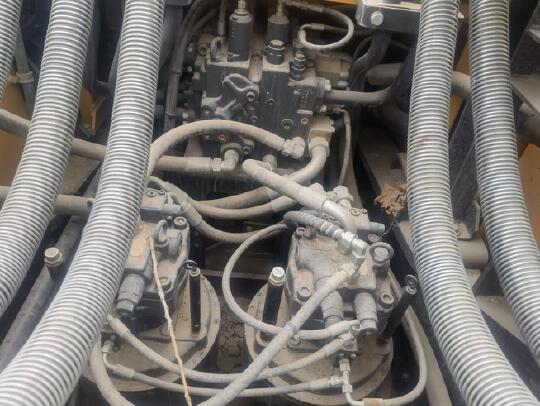 徐工XE650GK履带式挖掘机