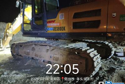 徐工XE380DK履帶式挖掘機