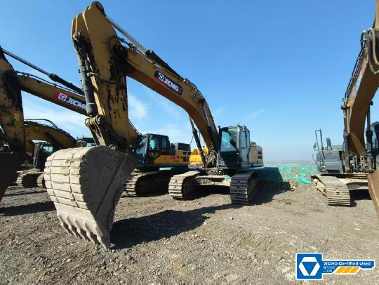 徐工XE380GK履帶式挖掘機