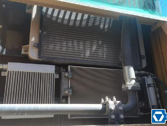 徐工XE550DK履帶式挖掘機(jī)