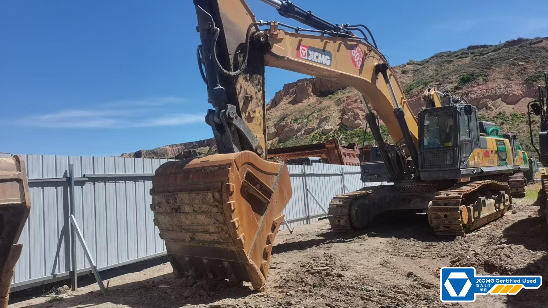 徐工XE550DK履帶式挖掘機(jī)