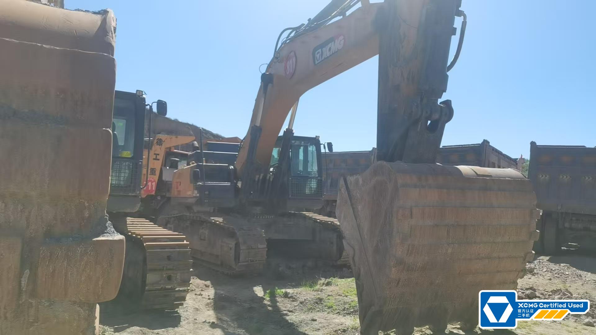 徐工XE550DK履帶式挖掘機(jī)