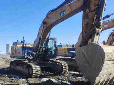 徐工XE600DK履帶式挖掘機