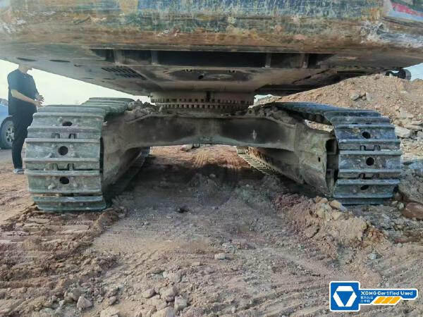 徐工XE600DK履带式挖掘机