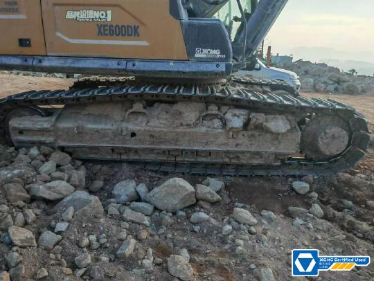 徐工XE600DK履带式挖掘机
