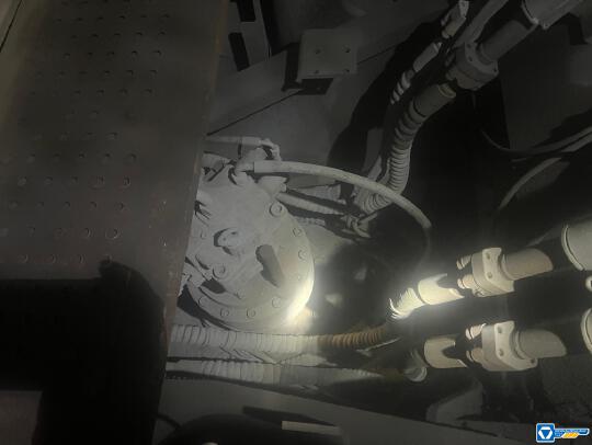 徐工XE270DK履帶式挖掘機(jī)