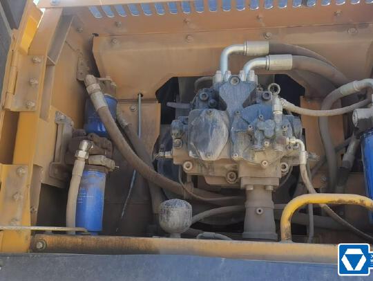 徐工XE550DK履帶式挖掘機