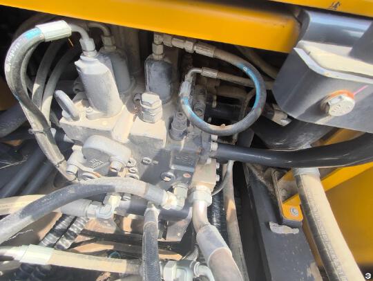 徐工XE690DK履带式挖掘机