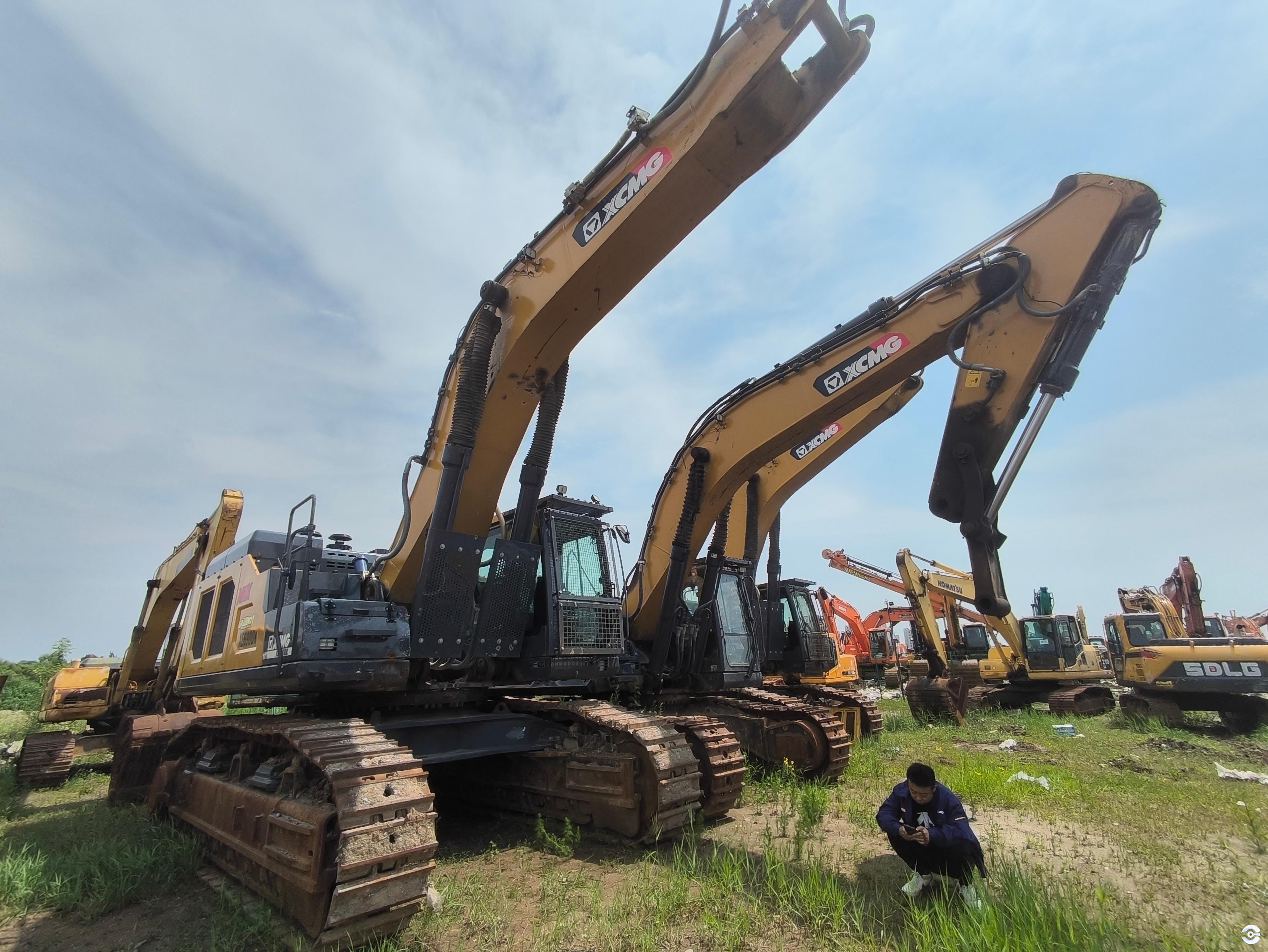 徐工XE690DK履带式挖掘机