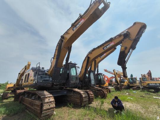 徐工XE690DK履带式挖掘机