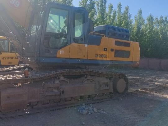 徐工XE490DK履帶式挖掘機