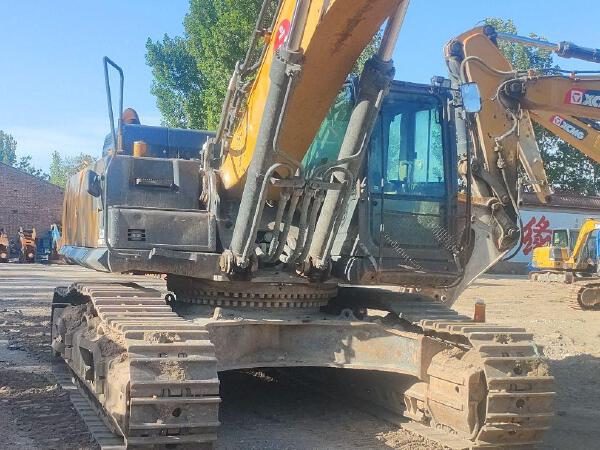 徐工XE490DK履帶式挖掘機