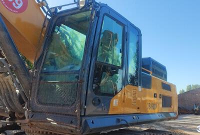 徐工XE490DK履带式挖掘机