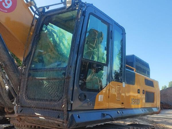 徐工XE490DK履带式挖掘机