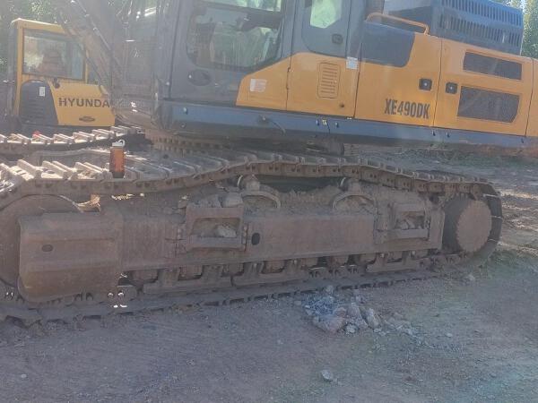 徐工XE490DK履带式挖掘机