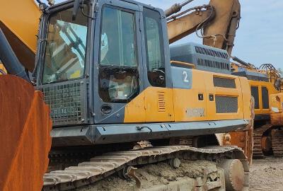 徐工XE490DK履帶式挖掘機