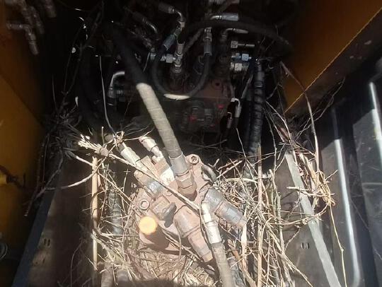 徐工XE135G履帶式挖掘機