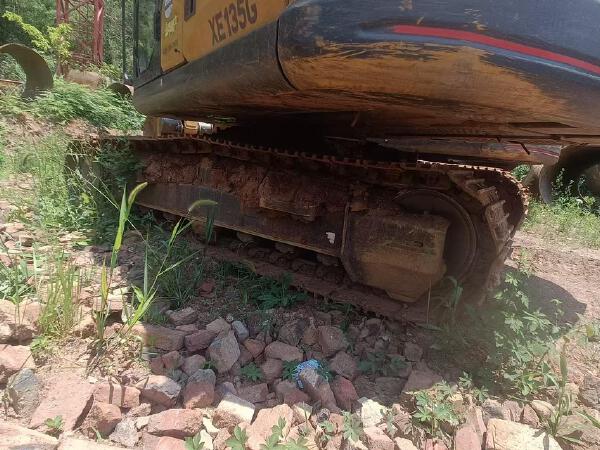 徐工XE135G履帶式挖掘機