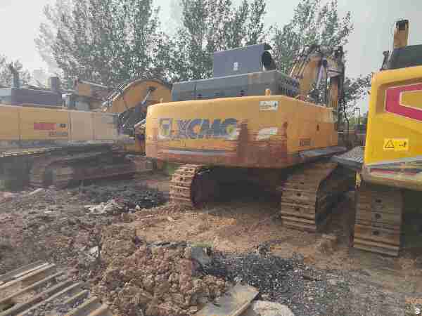 徐工XE500HB履带式挖掘机