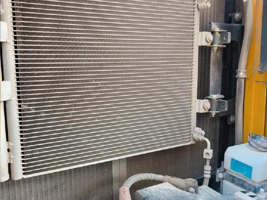 徐工XE135G履带式挖掘机