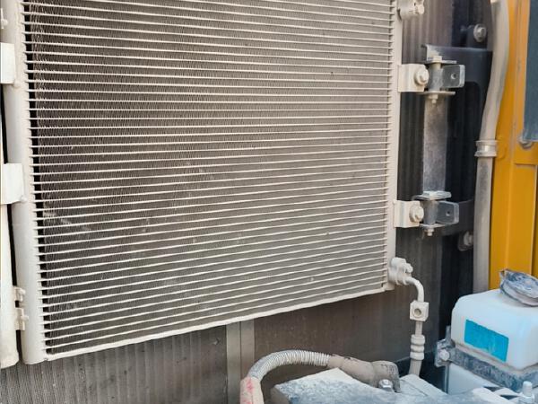 徐工XE135G履带式挖掘机