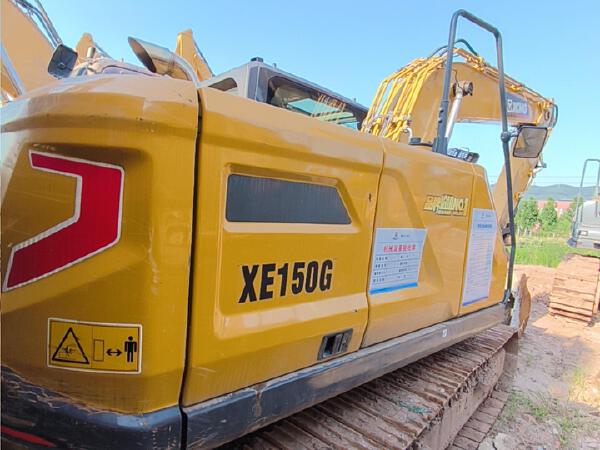 徐工XE135G履带式挖掘机