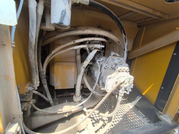 徐工XE690DK履带式挖掘机