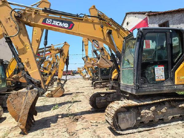 徐工XE135G履帶式挖掘機