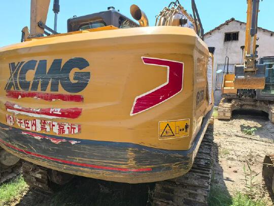 徐工XE135G履帶式挖掘機