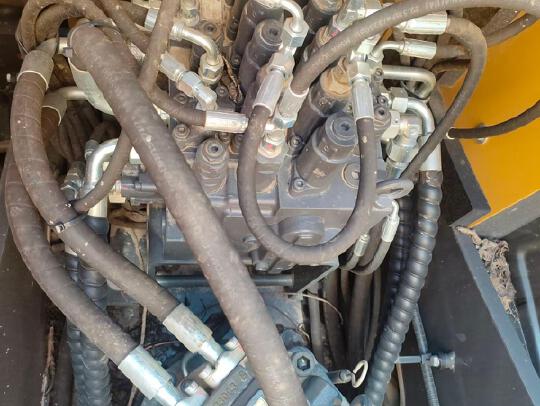 徐工XE135G履帶式挖掘機