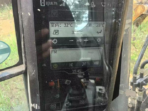 徐工XE135G履帶式挖掘機