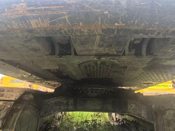 徐工XE135G履帶式挖掘機