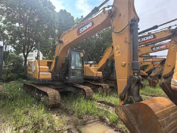 徐工XE135G履帶式挖掘機