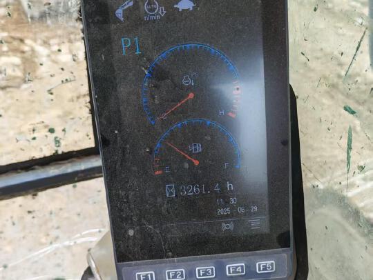 徐工XE205DA履帶式挖掘機