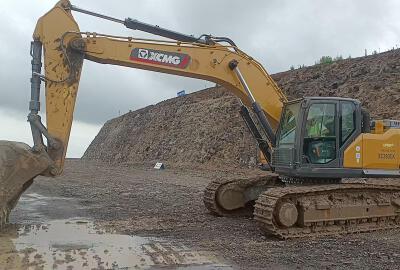 徐工XE380GK履带式挖掘机